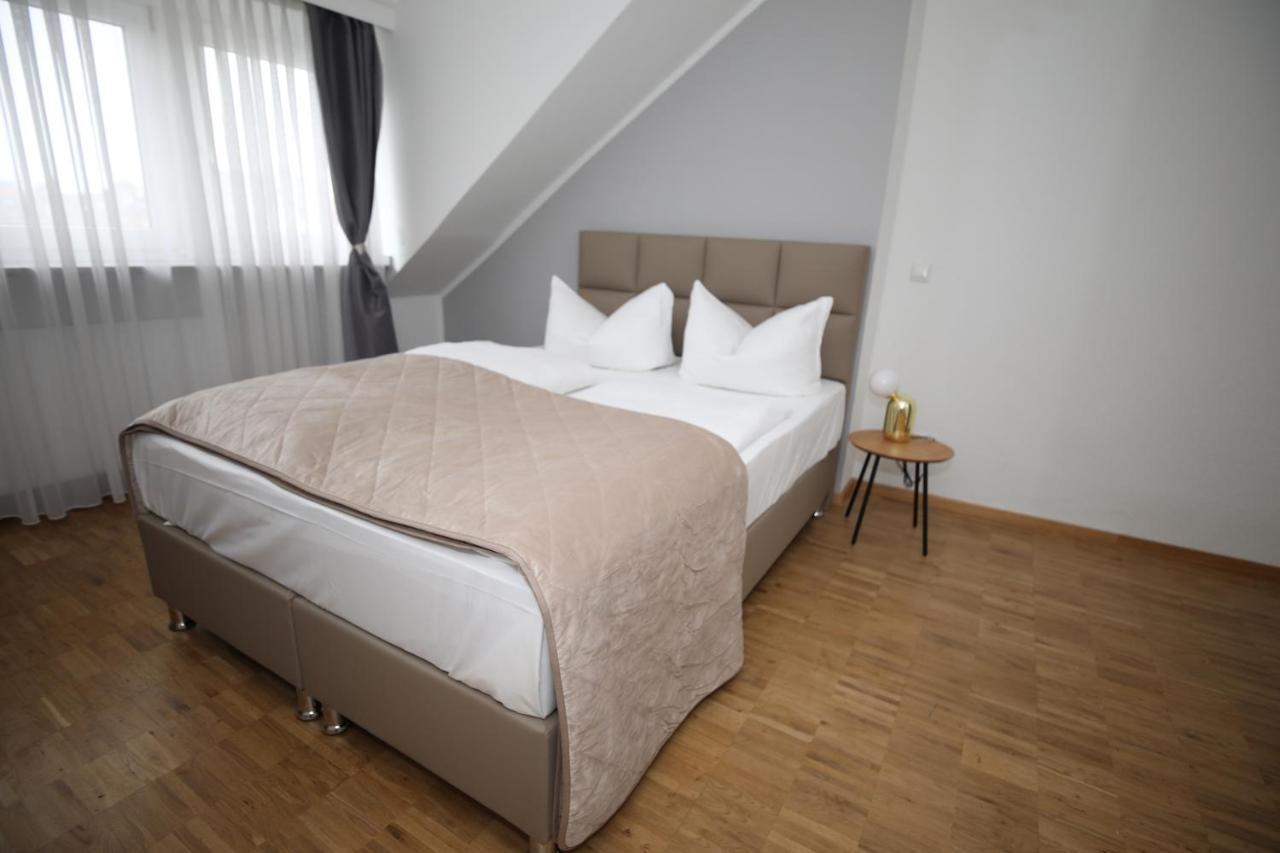 Tm 3* Dusseldorf